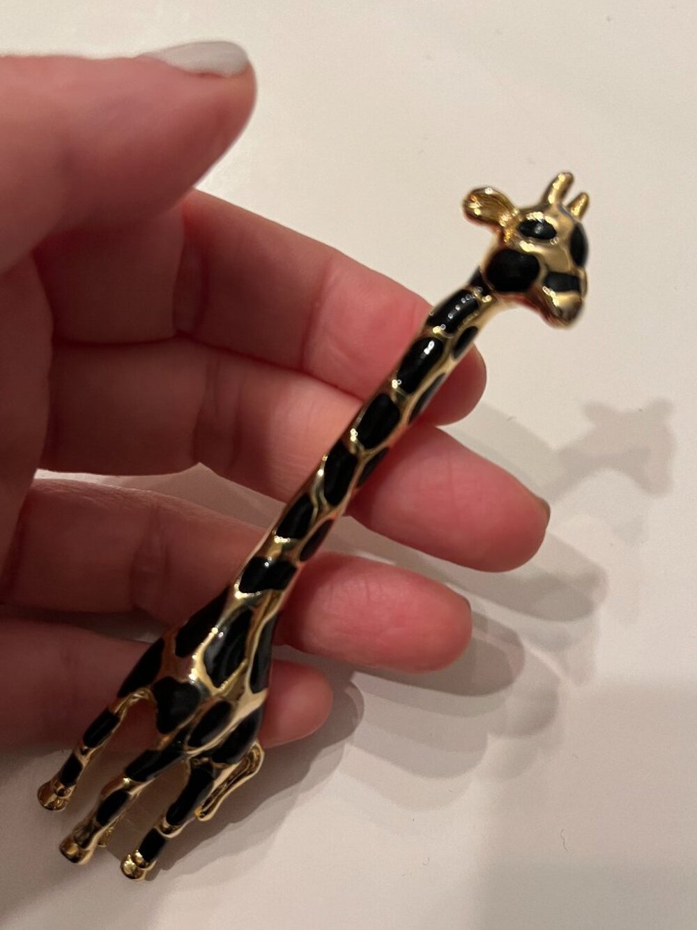 Giraffe Black Gold‎ Tone Brooch